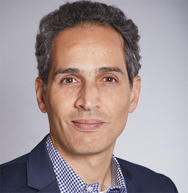 Ali Ashrafi Headshot 