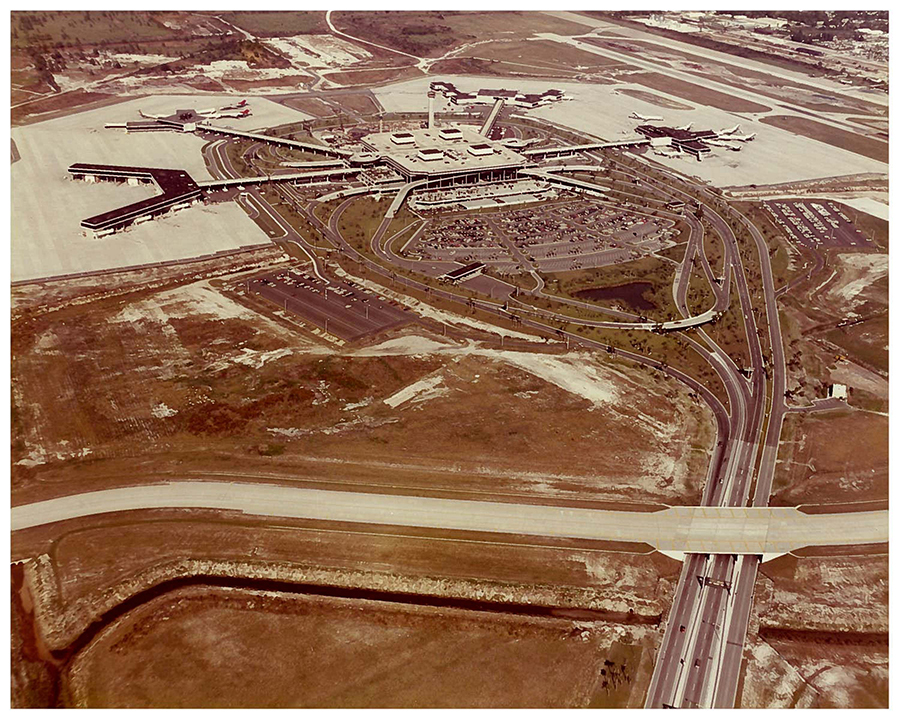 Aerial photo of the Tampa International Airport