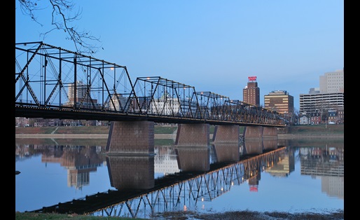Walnut street walking bridge at dusk