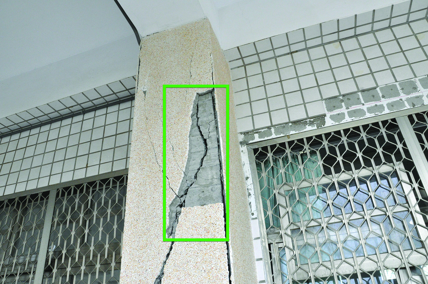 damaged column