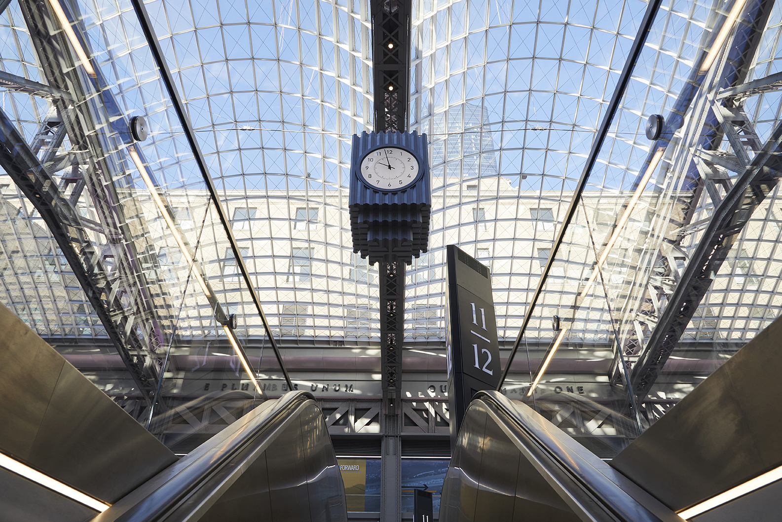 escalator and clock