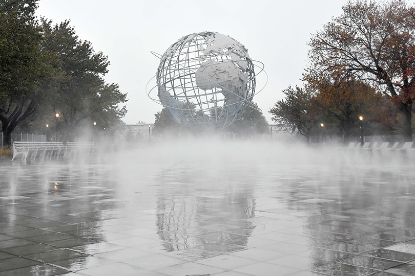 fog in front of unisphere