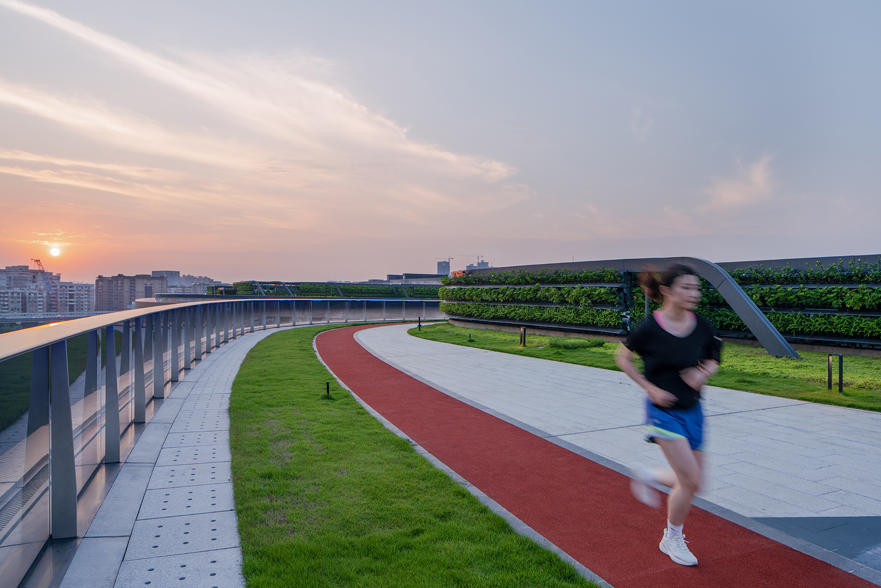 rooftop running track