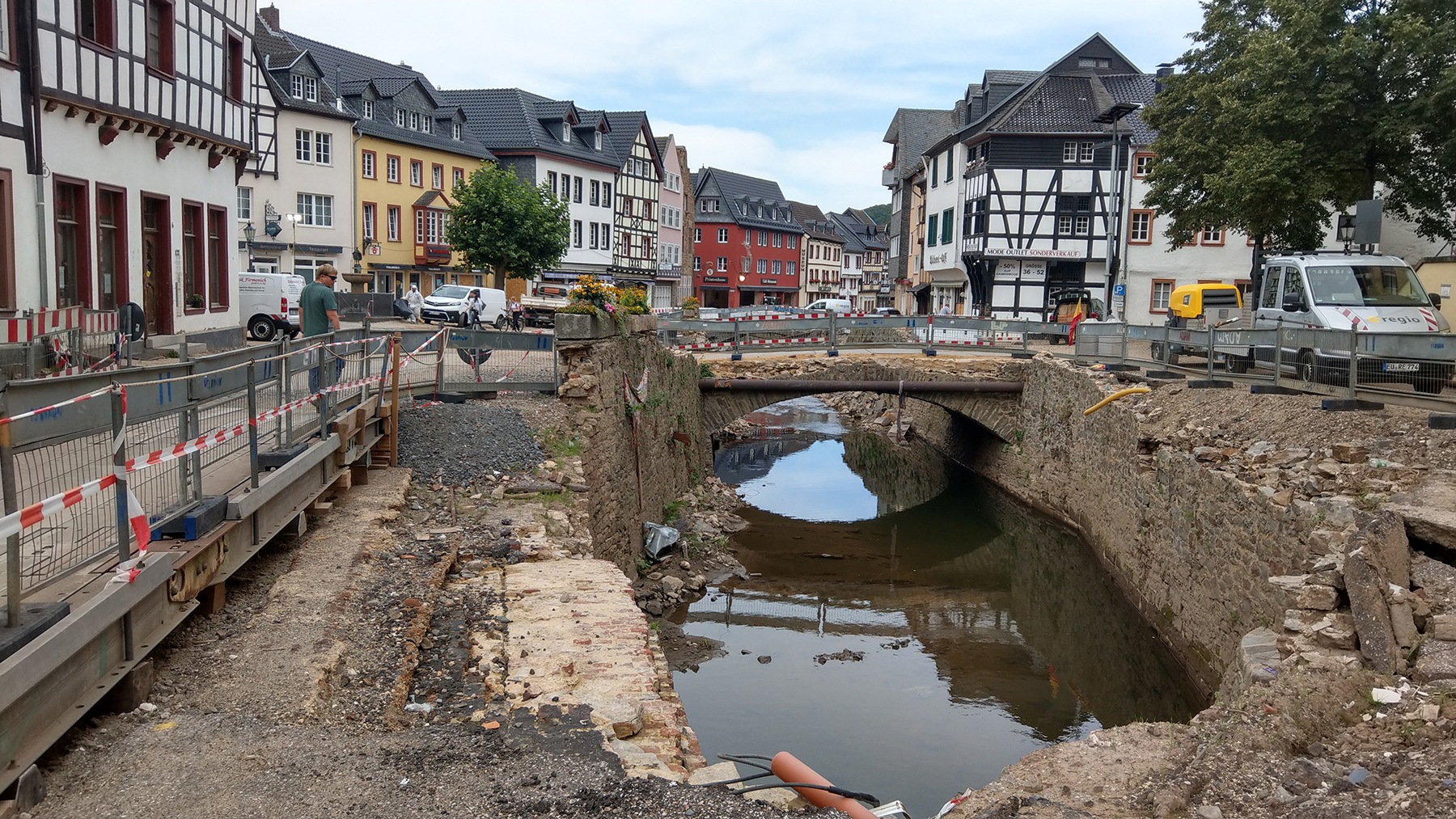 During the Ahr River flood, bridges acted as chokepoints for the flood, damming water and leading to multiple surges of flooding. (Photograph courtesy of University of Göttingen/Michael Dietze)