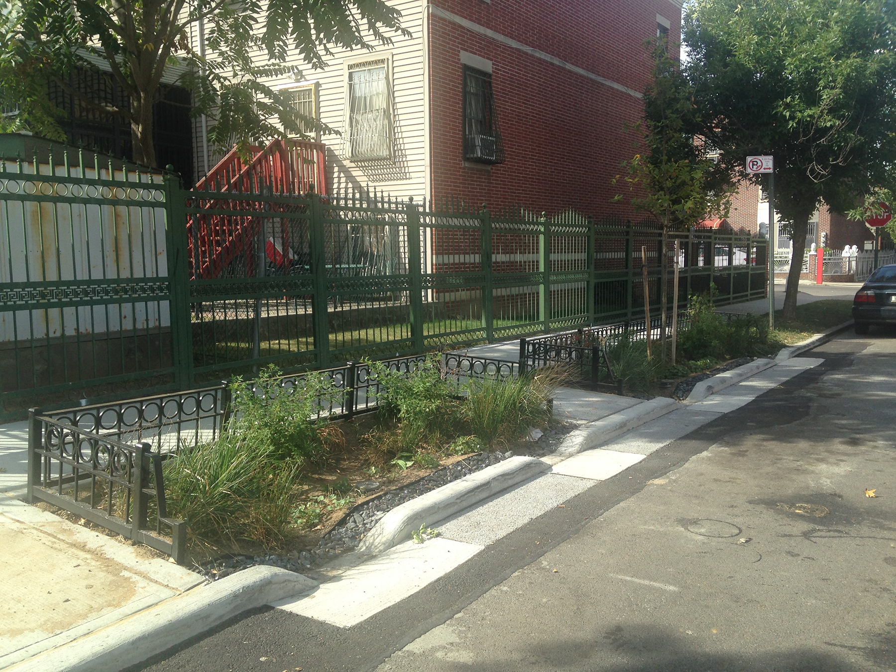 Contracts for hundreds of small installations at a time, like this Newtown Creek bioswale, changed how Arup manages drawings. The firm adopted data management software for automated illustration changes. (Photograph courtesy of Arup)