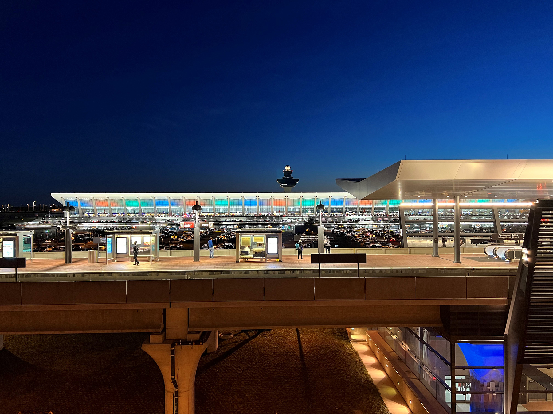 The Silver Line extension includes an approximately 3.3 mi long aerial section of the mainline guideway that connects to the Dulles Airport Station, the only elevated station among the six new stations. (Image courtesy of Dulles Corridor Metrorail Project)