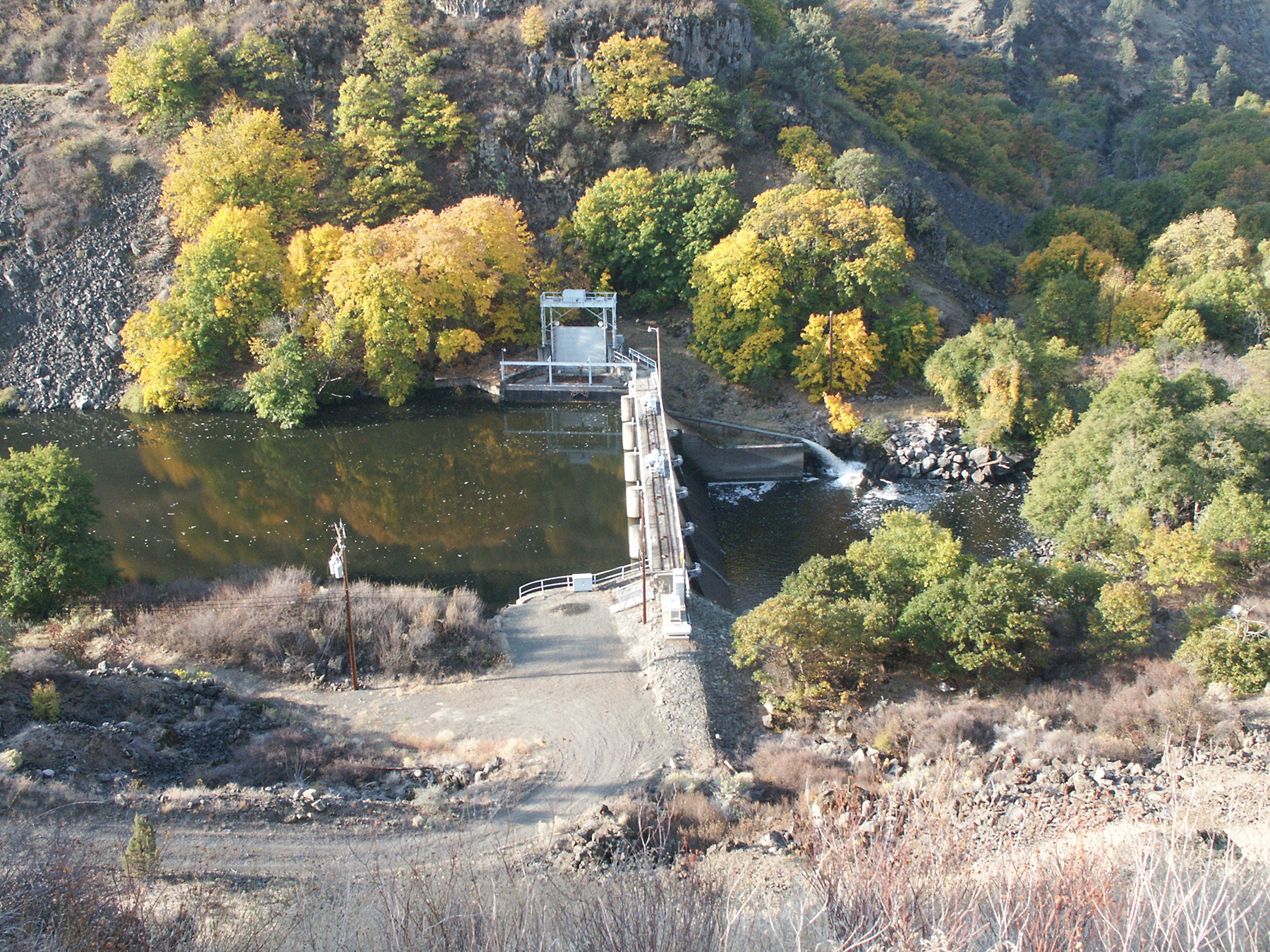 Completed in California in 1925, the 33 ft high, 278 ft long Copco No. 2 Dam will be the first of the four Klamath River dams to be removed. (Image courtesy of PacifiCorp)