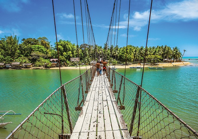 Caramay Suspension Bridge (Roxas, Palawan, Philippines)
