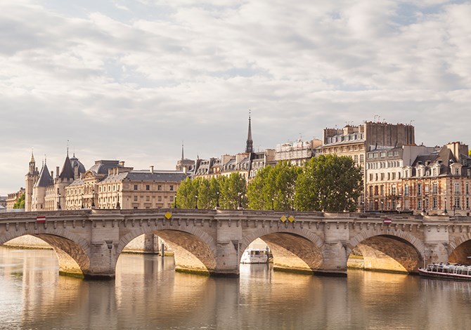Pont Neuf (Paris, France) © Getty Images