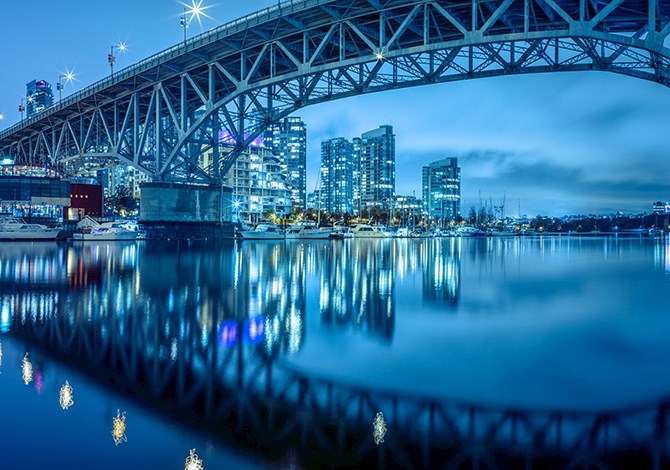 Granville Bridge (Vancouver, British Columbia, Canada) © Getty Images