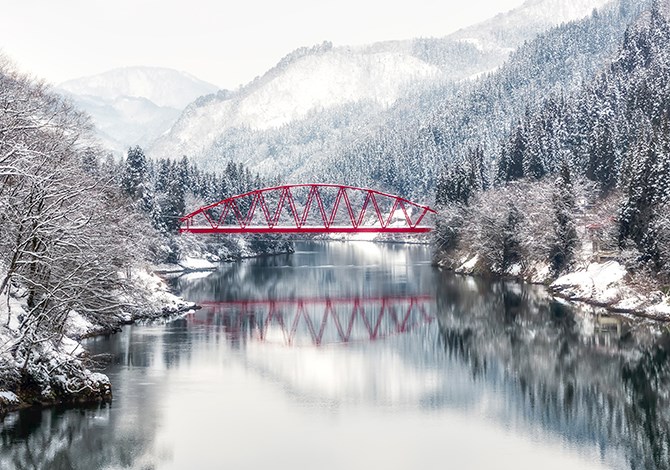 Red Bridge over Tadami River (Fukushima, Japan) © Getty Images
