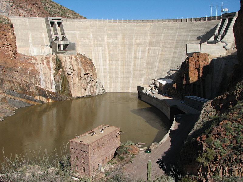 photo of the Roosevelt Dam