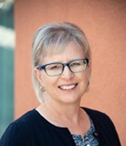 headshot of Susan Halter