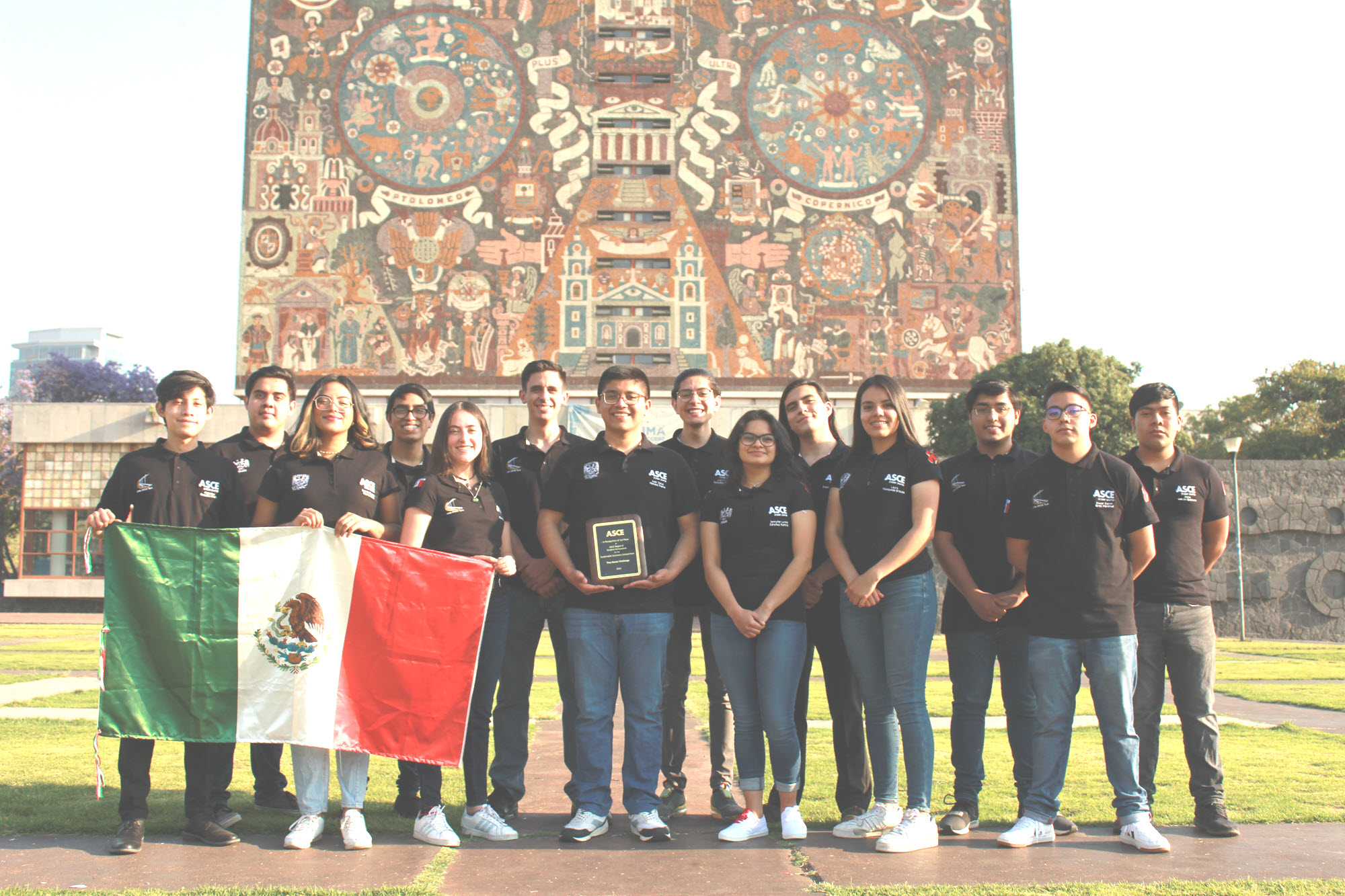 photo of the UNAM sustainable solutions team