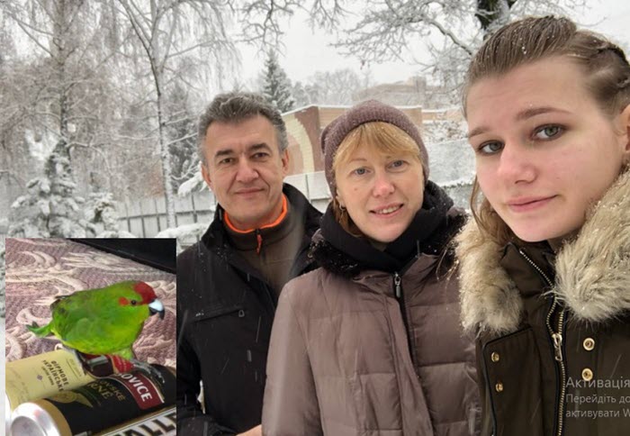 photo of ASCE member in Ukraine with family