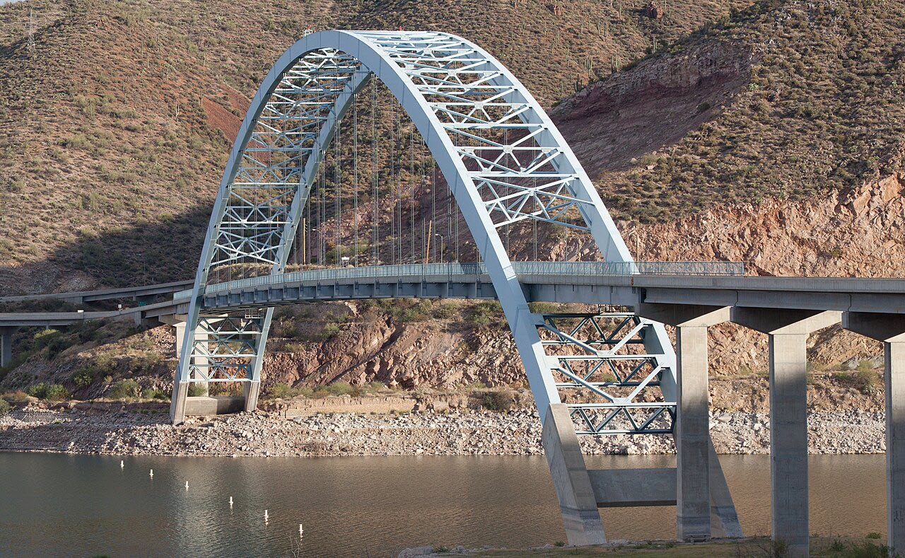 photo of Roosevelt Lake Bridge
