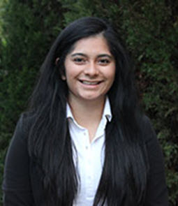 headshot of Isamar Escobar