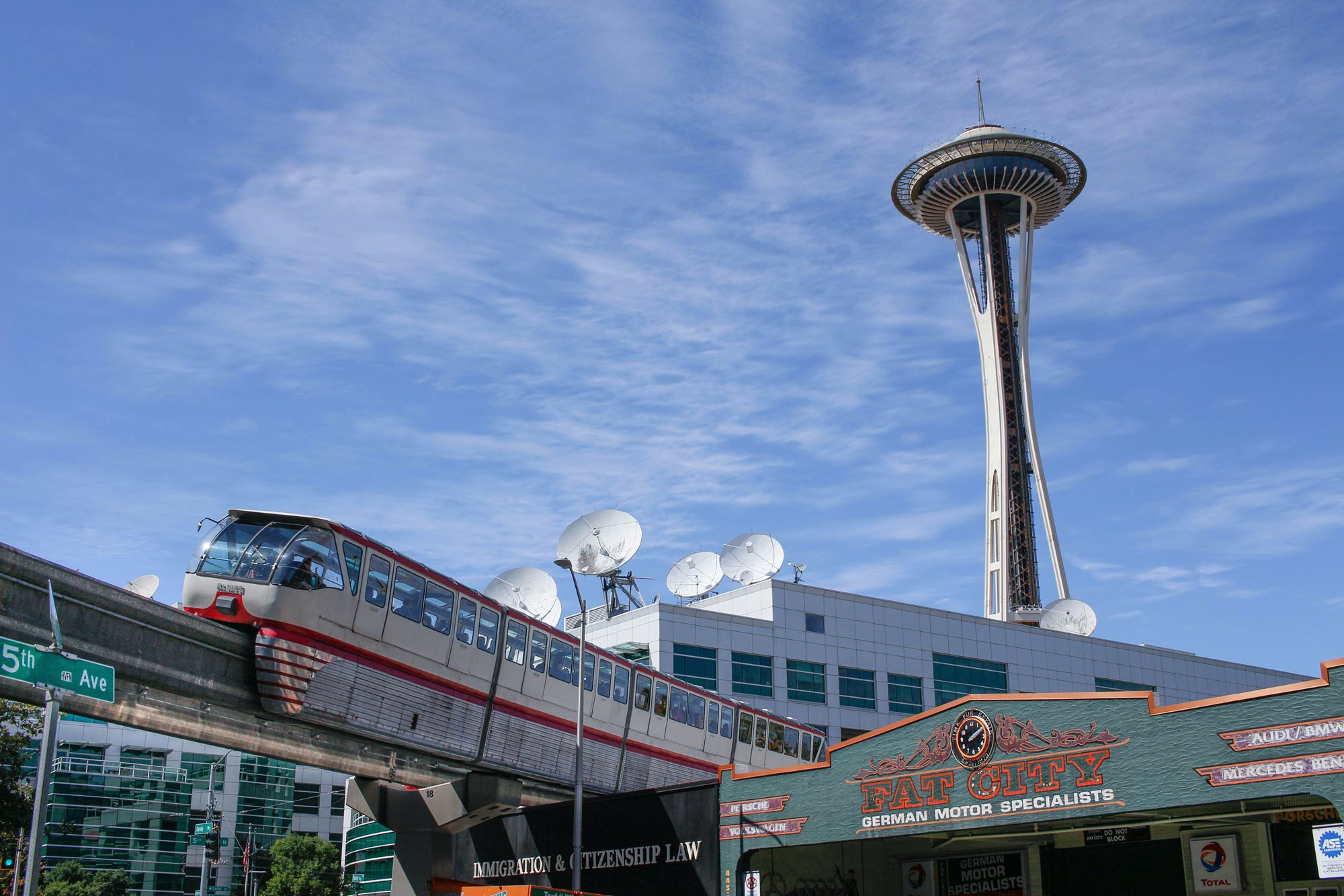 Photo of the Seattle monorail