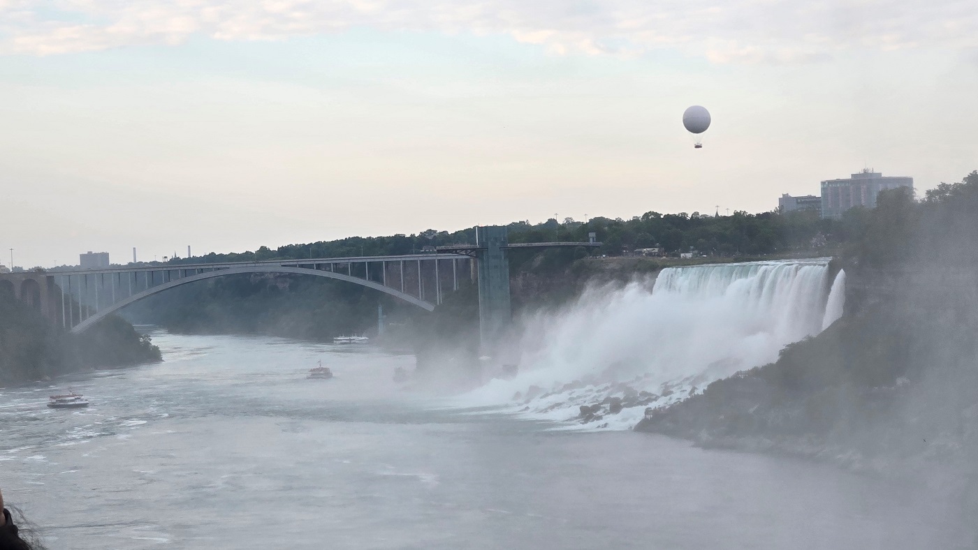 photo of Rainbow Bridge Niagara Falls NY/ Ontario