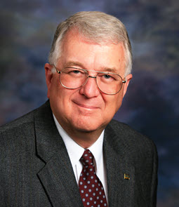 headshot of Garry Gregory