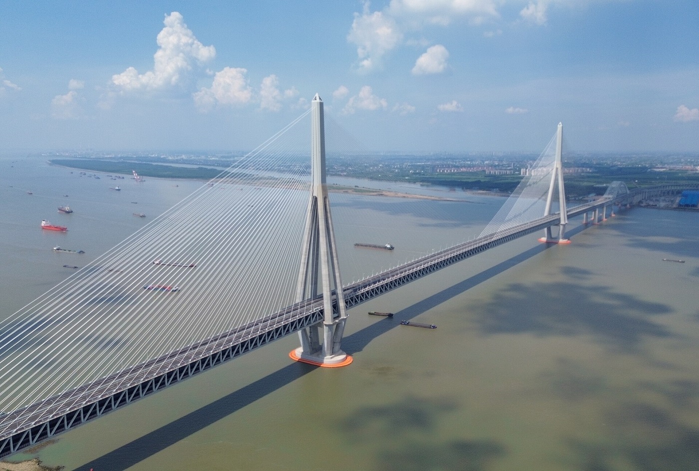 photo of Changtai Yangtze River Bridge, world’s longest cable-stayed span